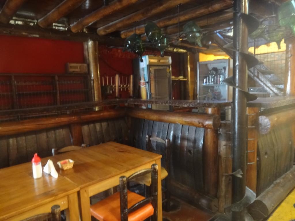 Hostel Internacional Mendoza Exteriör bild